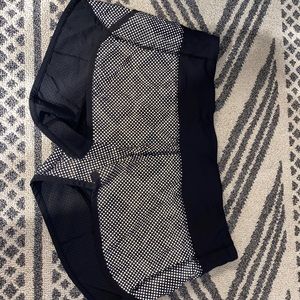 Lululemon speed short SE *reflect
